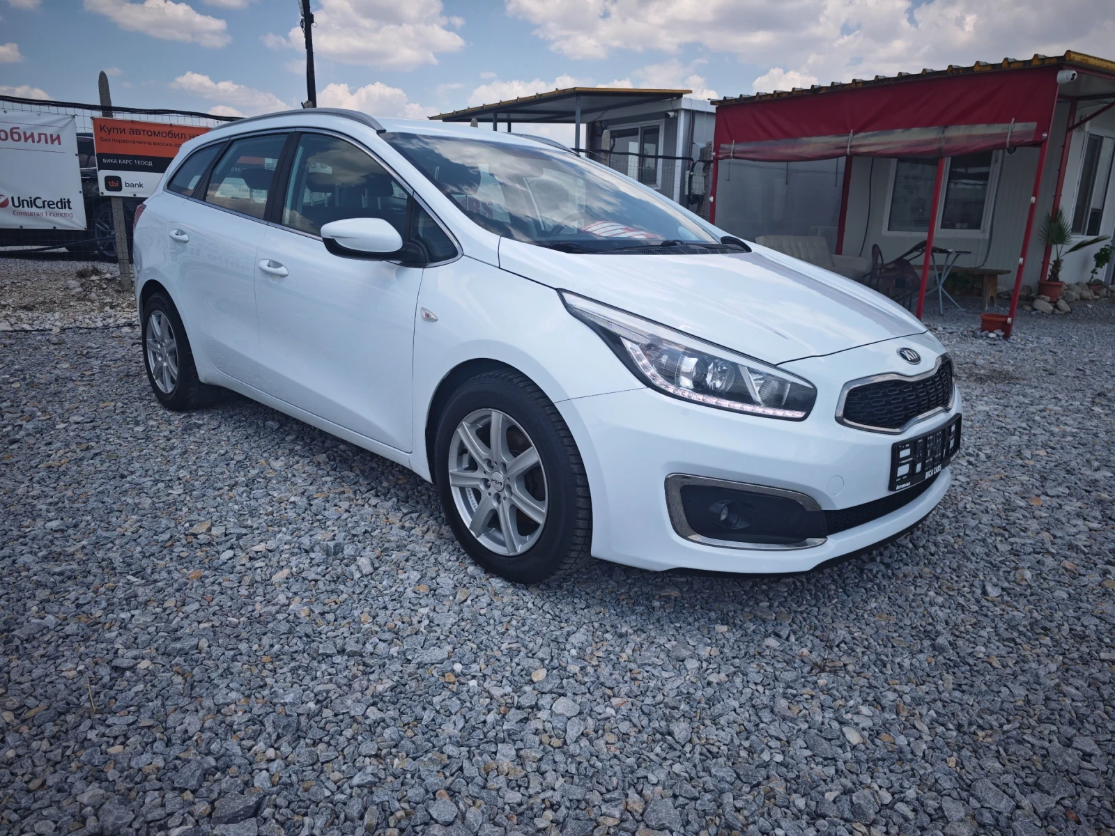 Kia Ceed 1.6crdi 136к.с - изображение 2