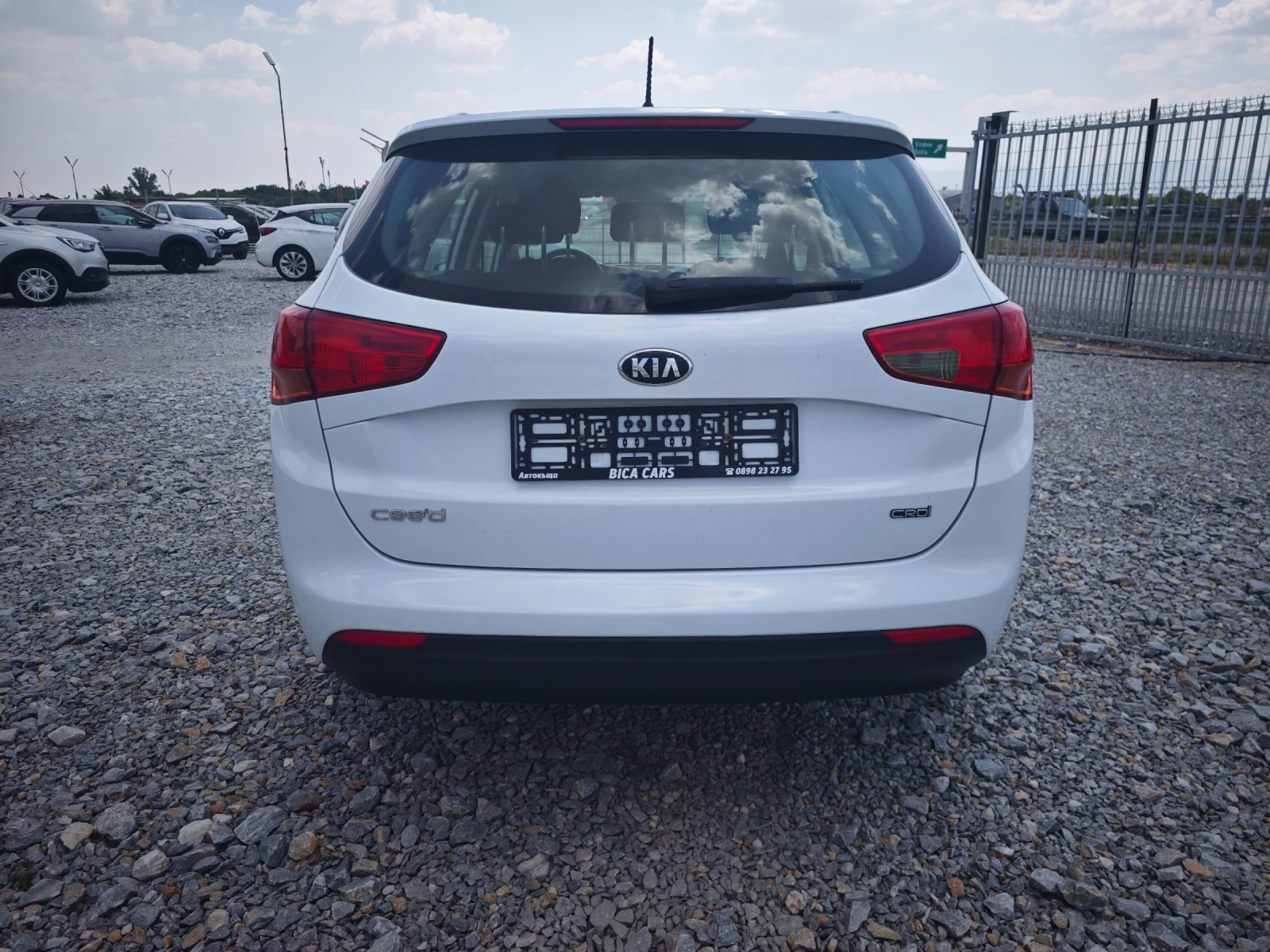 Kia Ceed 1.6crdi 136к.с - изображение 5
