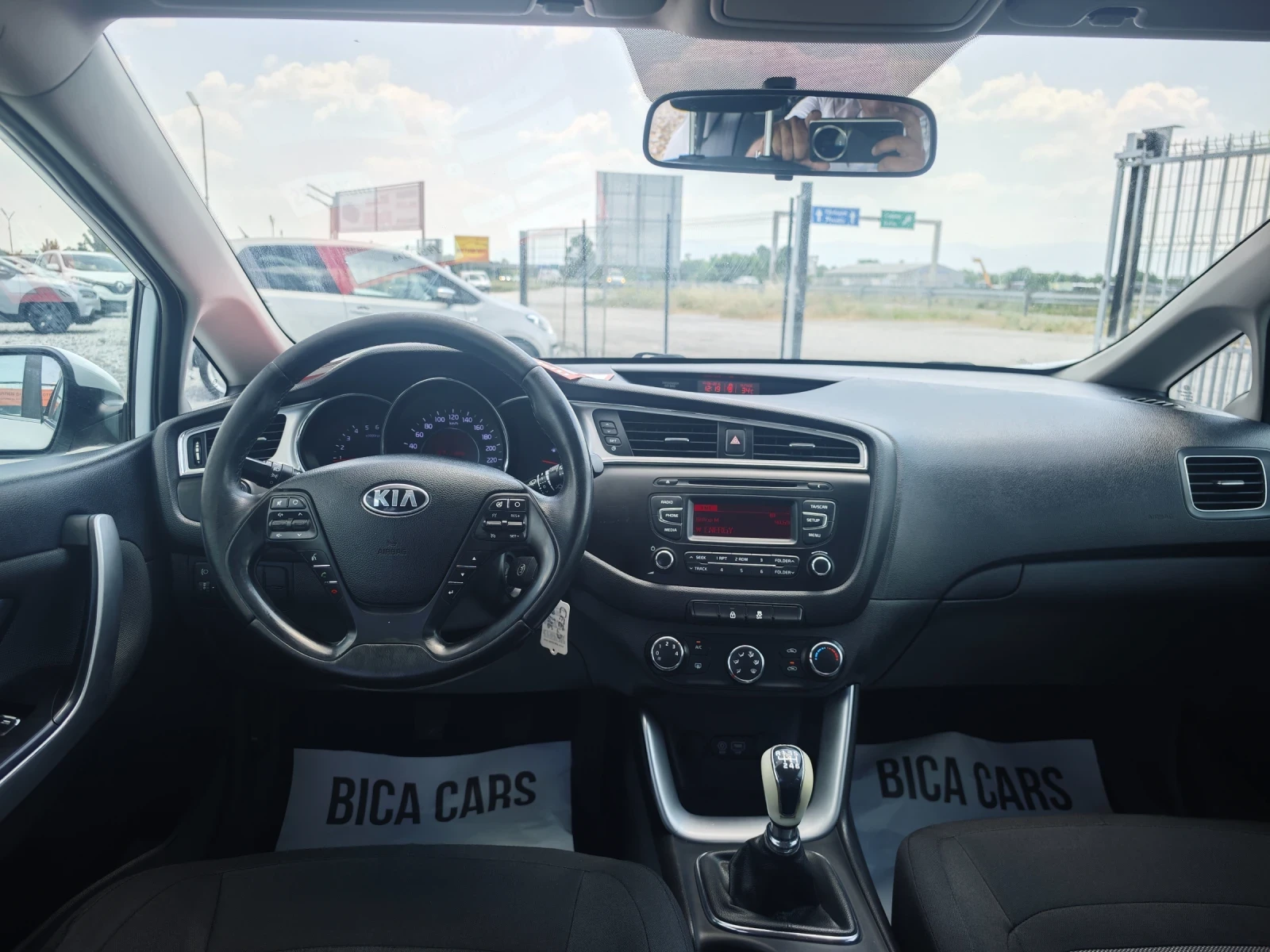 Kia Ceed 1.6crdi 136к.с - изображение 10