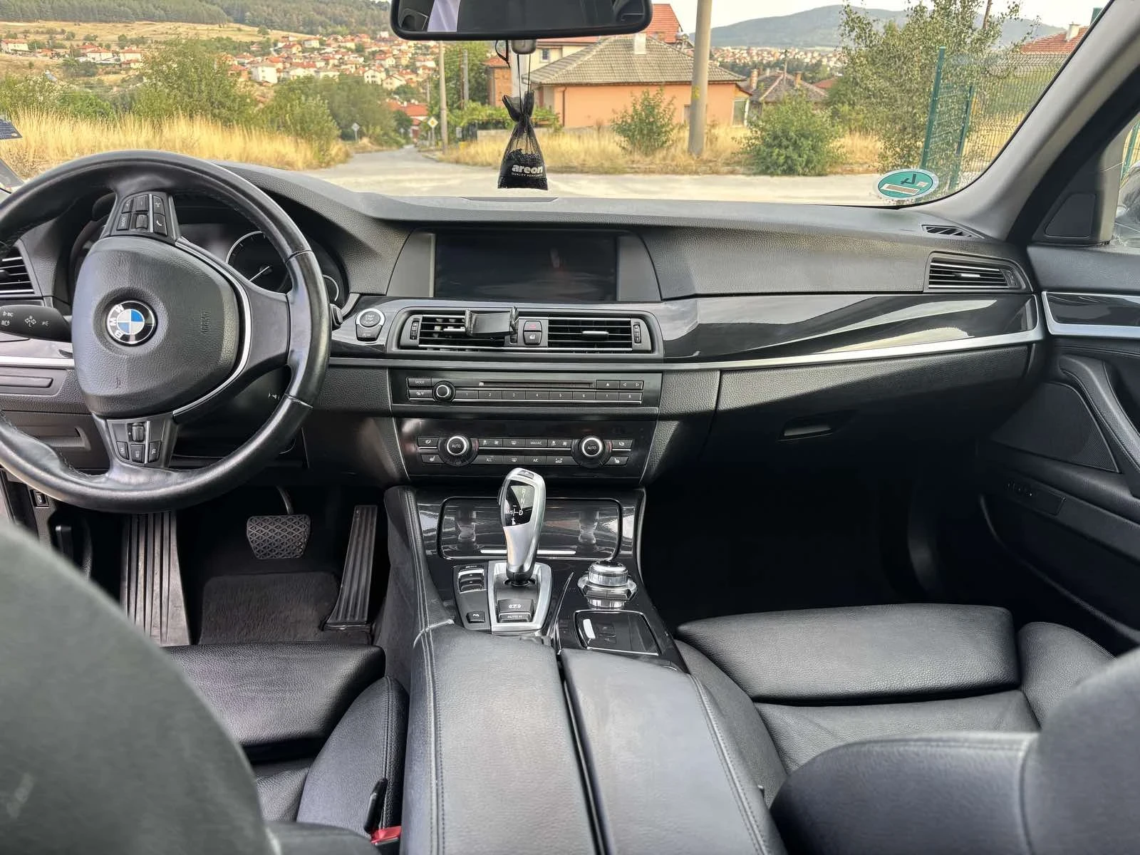 BMW 520 F10 - изображение 6