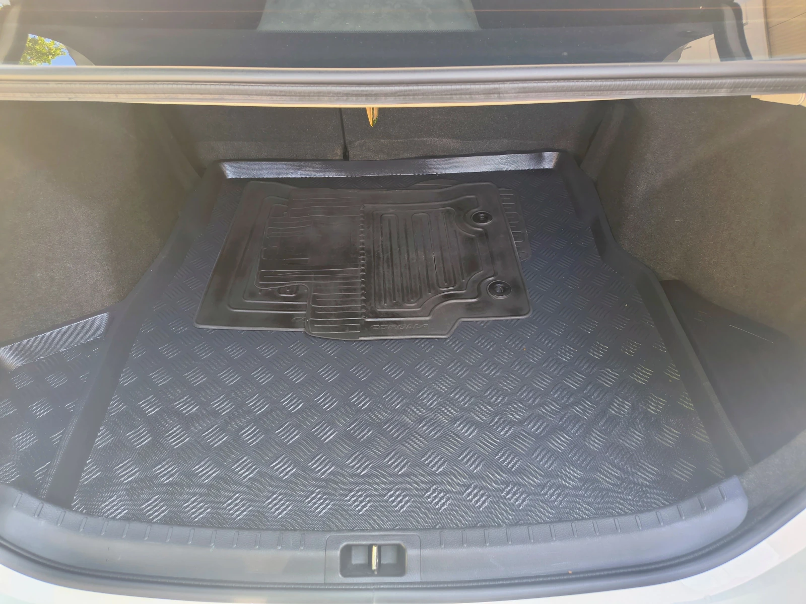 Toyota Corolla 1.4 d4d 90hp | Mobile.bg   17