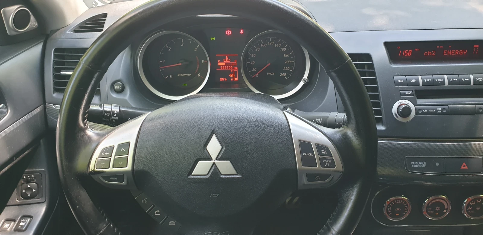 Mitsubishi Lancer 1.8 , снимка 11 - Автомобили и джипове - 54878960