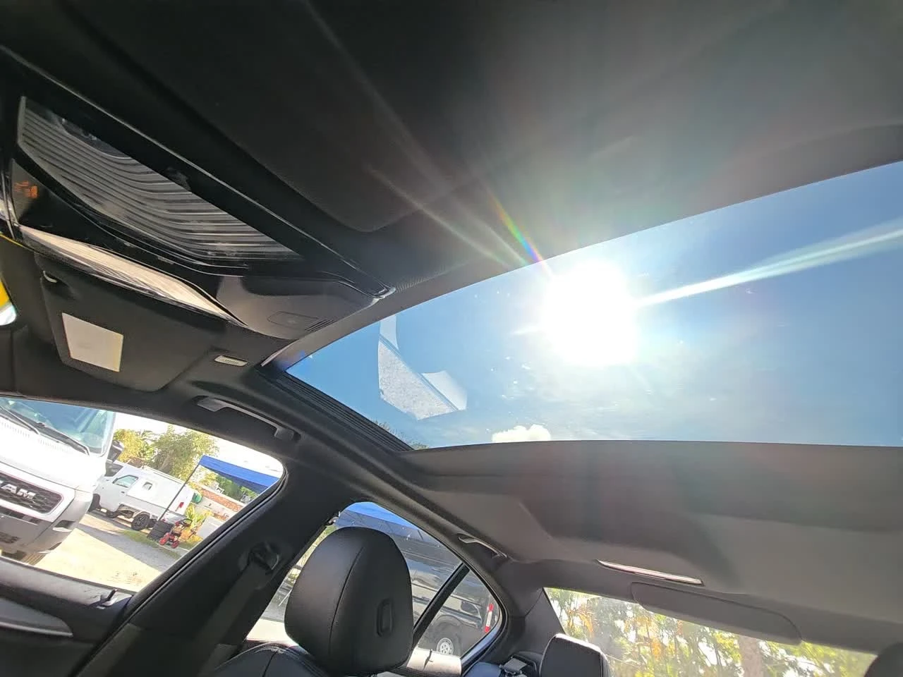 BMW 530 i xDrive * SUNROOF * M SPORT * SHADOW * NAVI PRO | Mobile.bg   12