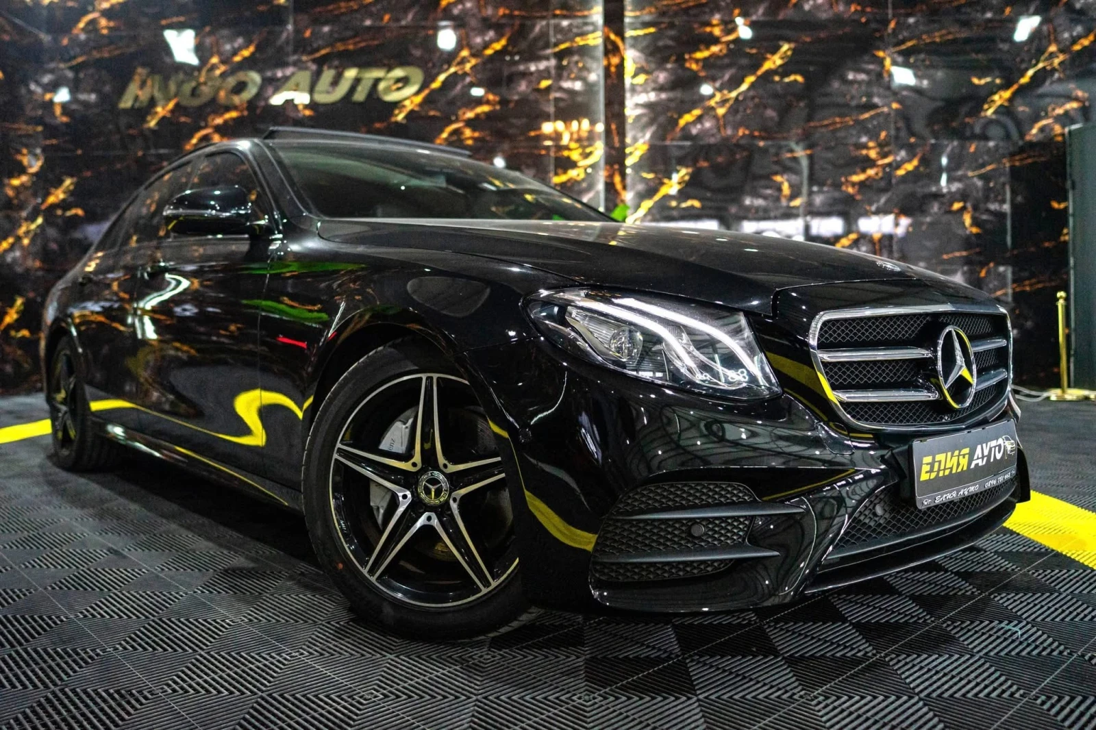 Mercedes-Benz E 220 D FULL AMG LINE ДИГИТАЛНО ТАБЛО ПАНО ЛИЗИНГ 100% - изображение 4