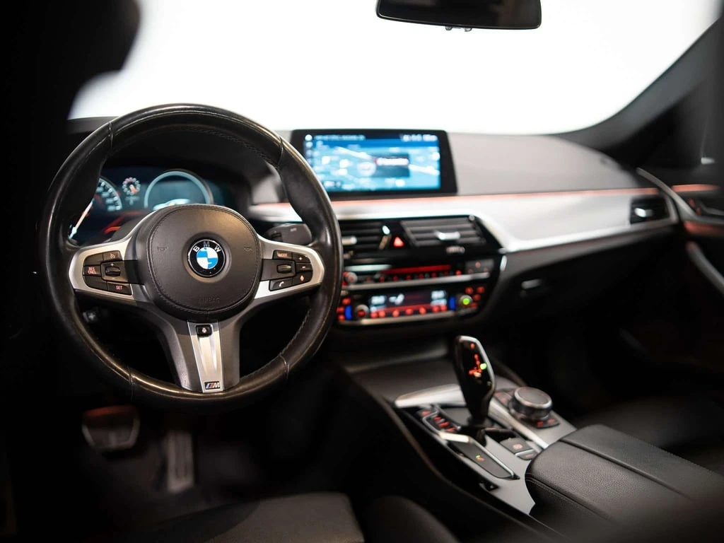 BMW 530 * xDrive * CARFAX * ���� �� �� | Mobile.bg � ����������� 9