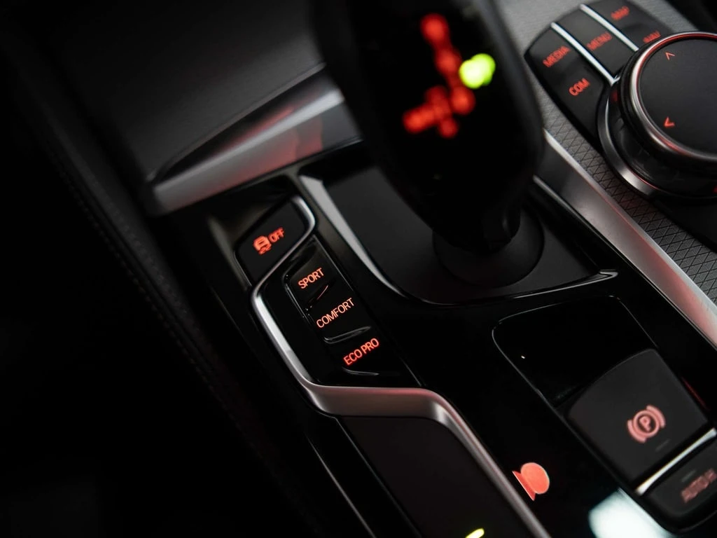 BMW 530 * xDrive * CARFAX * ���� �� �� | Mobile.bg � ����������� 12