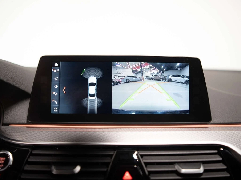 BMW 530 * xDrive * CARFAX * ���� �� �� | Mobile.bg � ����������� 13