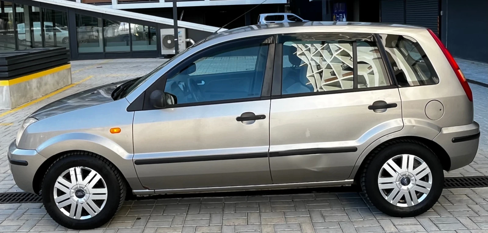 Ford Fusion 1.4TDCI/68КС/2003/година! - изображение 2