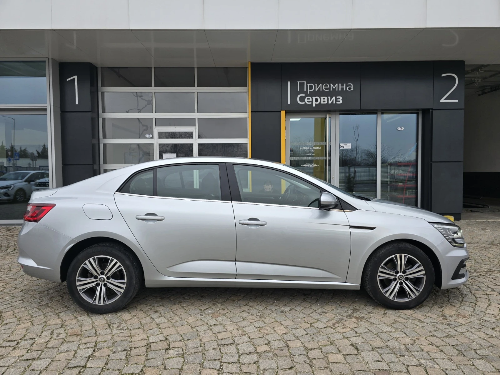 Renault Megane 1.3TCe/140к.с/Techno - изображение 4