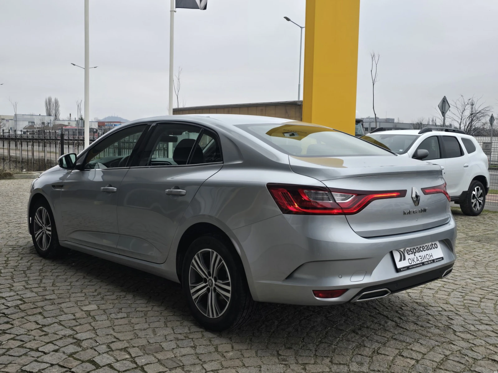 Renault Megane 1.3TCe/140к.с/Techno - изображение 7