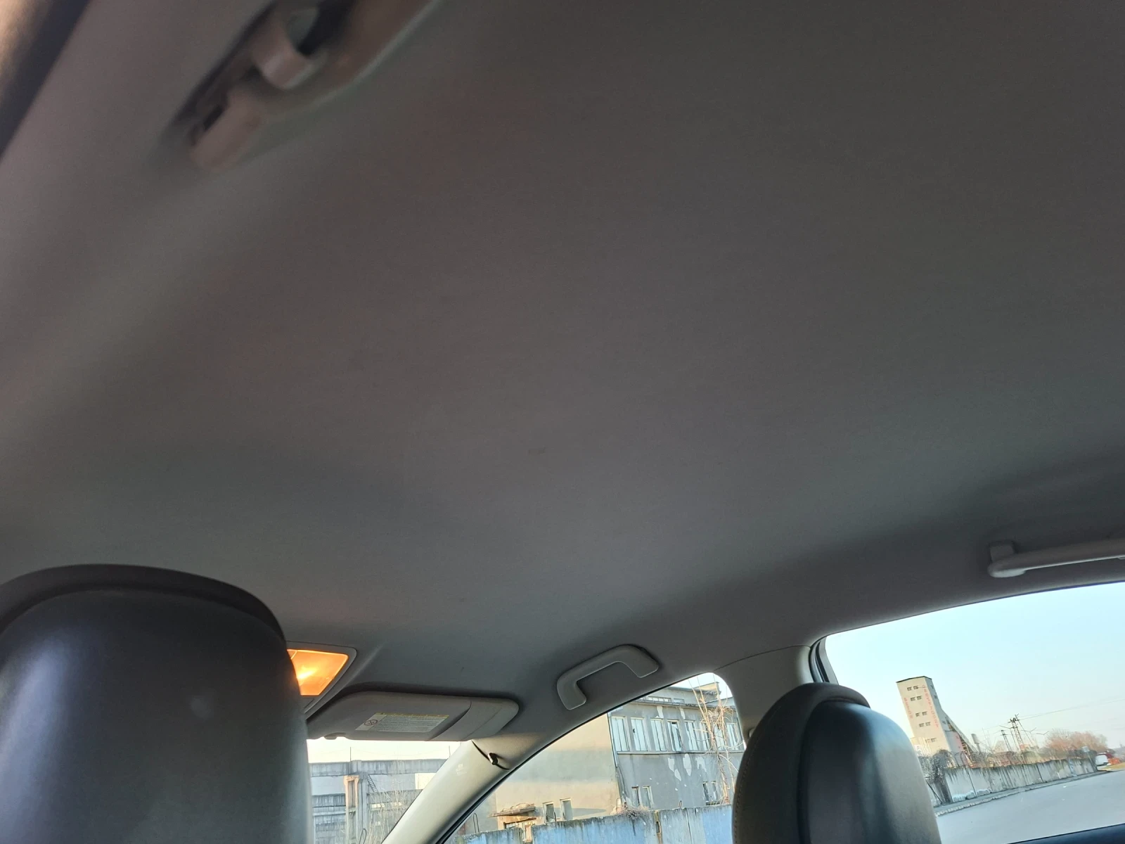 Toyota Avensis 2.0 D-4D, снимка 12 - Автомобили и джипове - 53840610