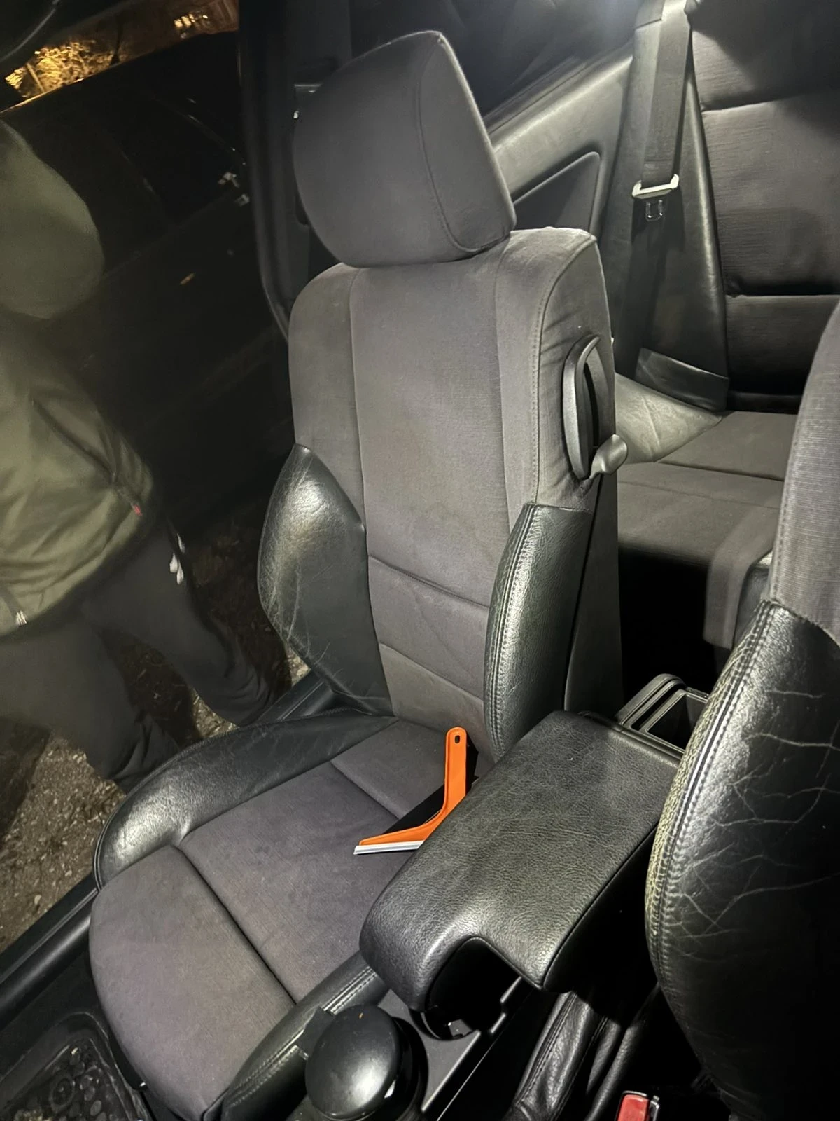 BMW 318, снимка 9 - Автомобили и джипове - 53939710