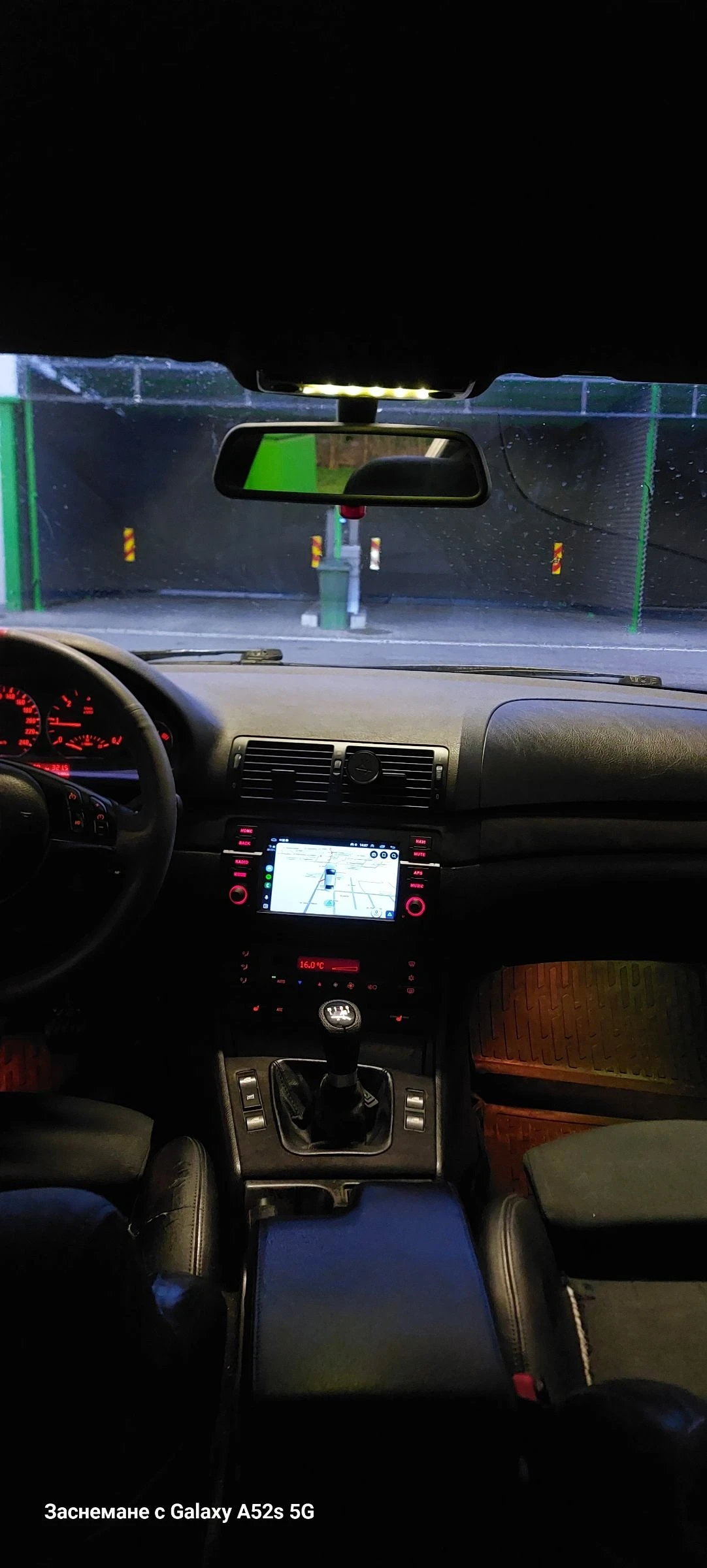 BMW 330, снимка 5 - Автомобили и джипове - 54196428