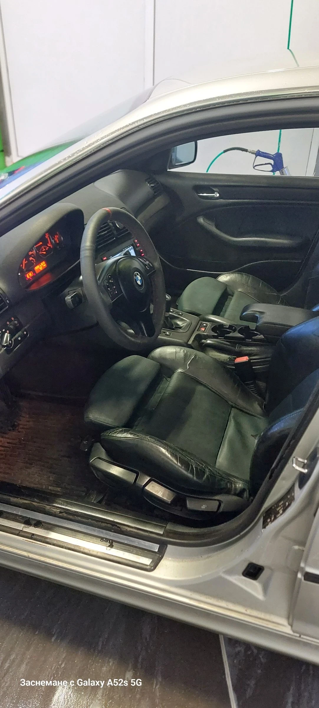 BMW 330, снимка 6 - Автомобили и джипове - 54196428