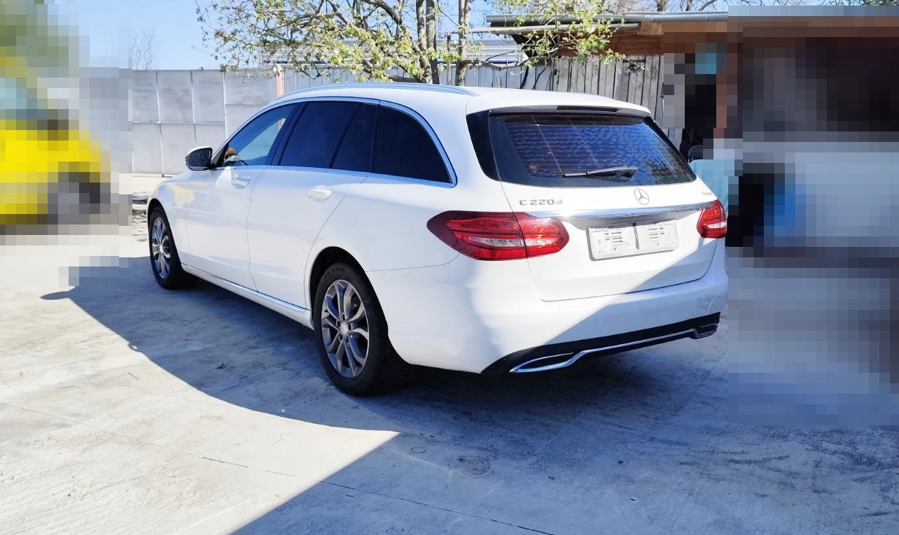 Mercedes-Benz C 220, снимка 5 - Автомобили и джипове - 54355325