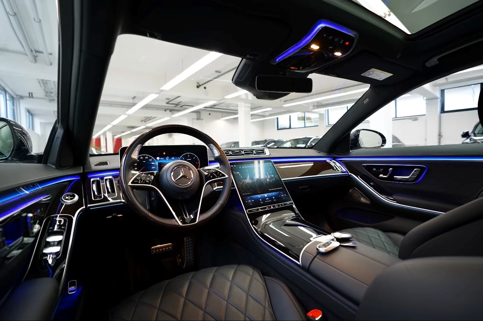 Mercedes-Benz S 350 FACELIFT* 4 MATIC* AMG* 3 TV* EXCLUSIVE* LONG* , снимка 7 - Автомобили и джипове - 54369973