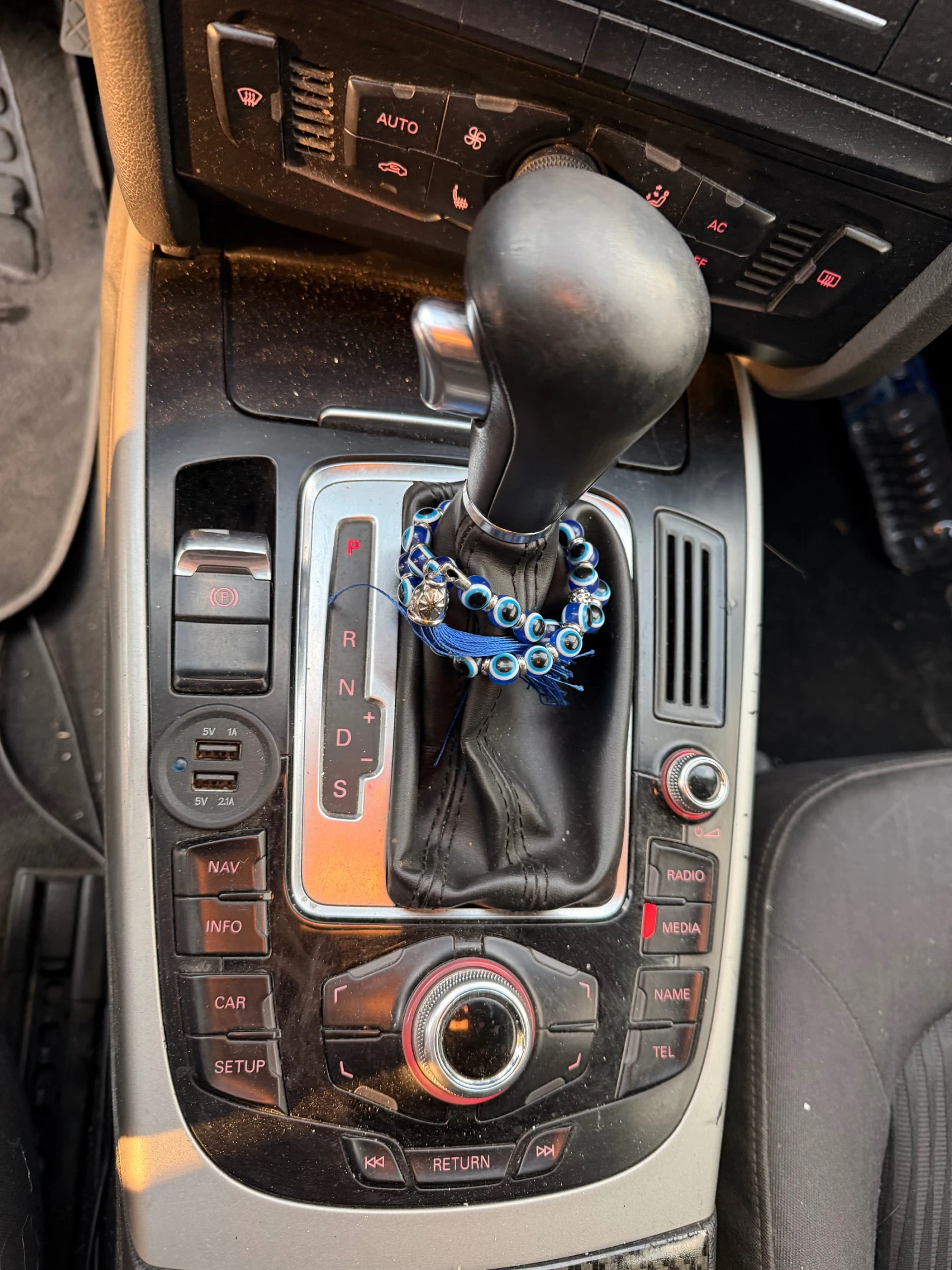 Audi A4 2.0 AUTOMATIC , снимка 7 - Автомобили и джипове - 54704375