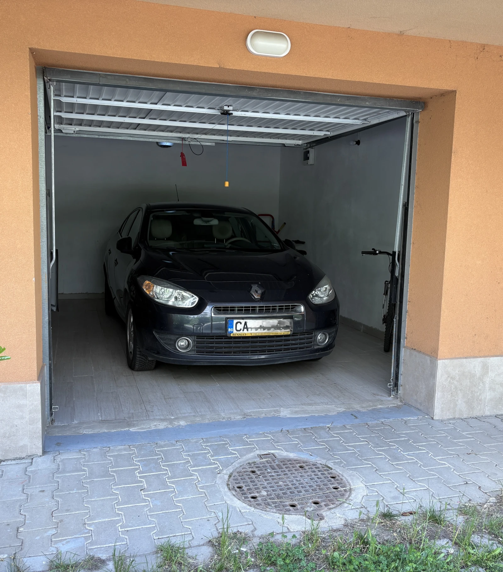 Renault Fluence, снимка 13 - Автомобили и джипове - 54742937