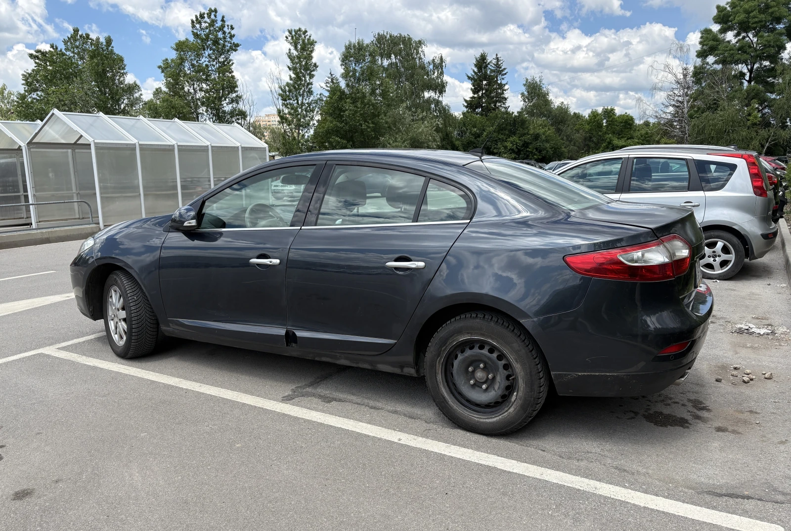 Renault Fluence, снимка 4 - Автомобили и джипове - 54742937