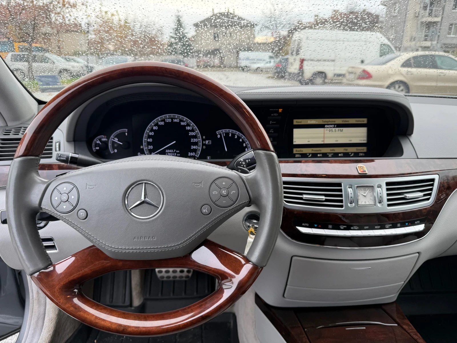 Mercedes-Benz S 550 FACELIFT* ОТЛИЧНА* ЛИЗИНГ/БАРТЕР, снимка 10 - Автомобили и джипове - 54967465