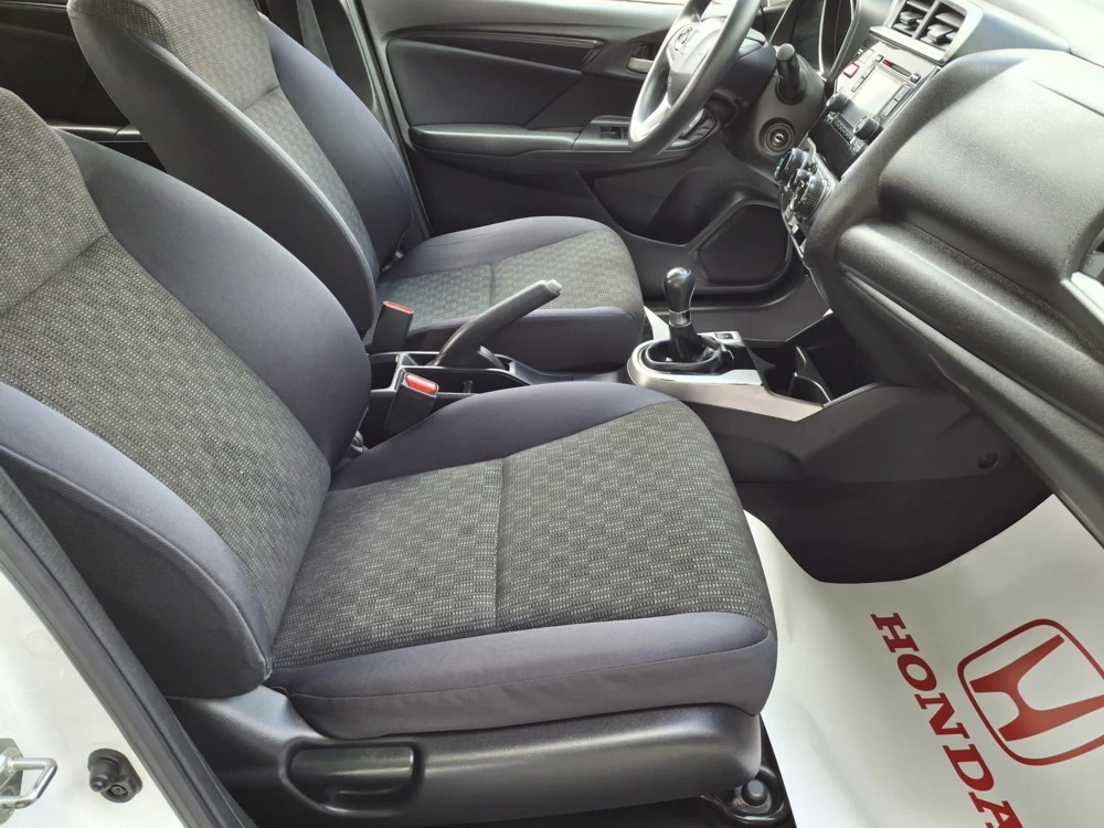 Honda Jazz 1.3 i-VTEC Trend MT, снимка 14 - Автомобили и джипове - 55033866