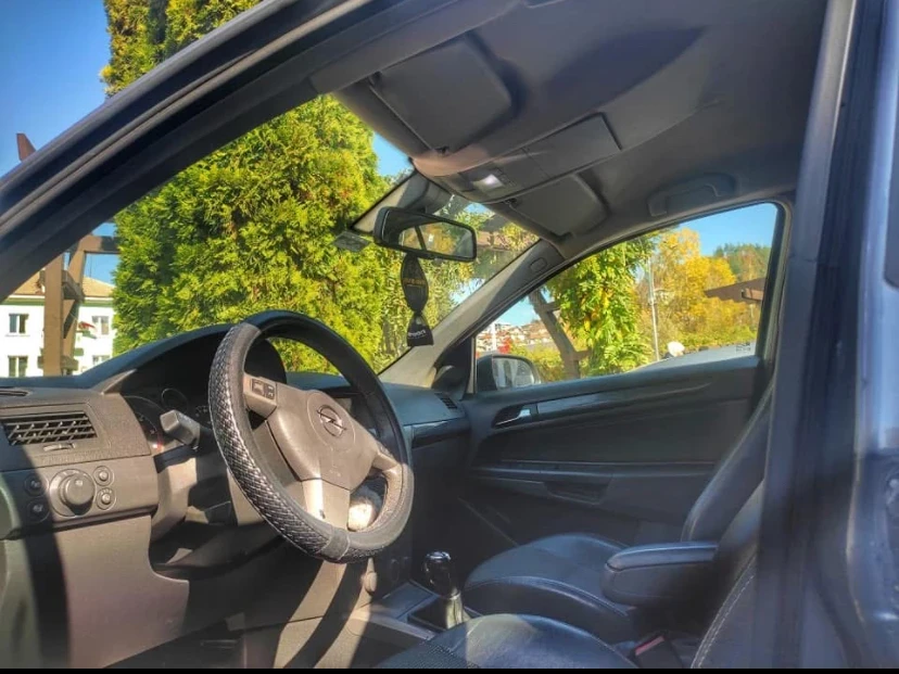 Opel Astra, снимка 5 - Автомобили и джипове - 55156271