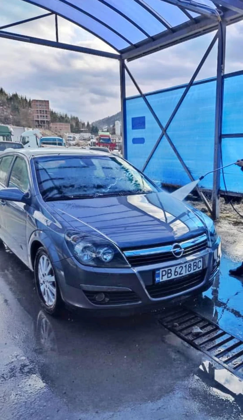 Opel Astra, снимка 2 - Автомобили и джипове - 55156271