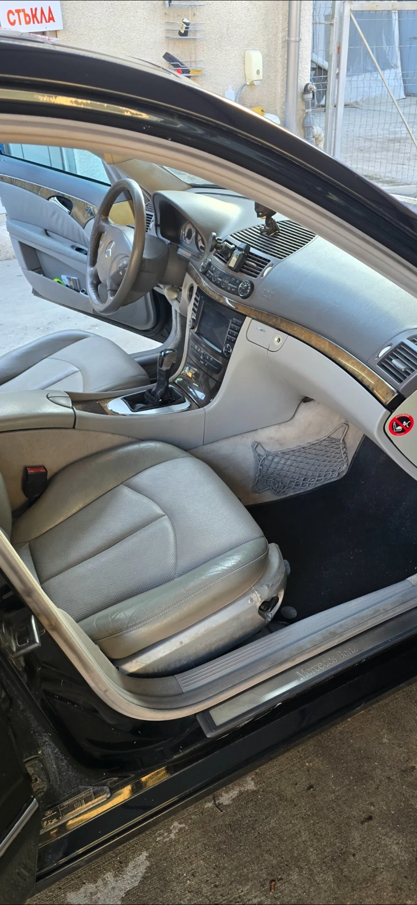 Mercedes-Benz E 270 2.7 177hp , снимка 8 - Автомобили и джипове - 55216232