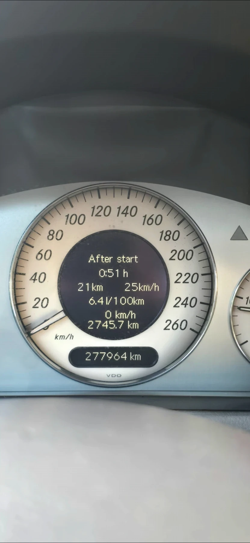 Mercedes-Benz E 270 2.7 177hp , снимка 15 - Автомобили и джипове - 55216232