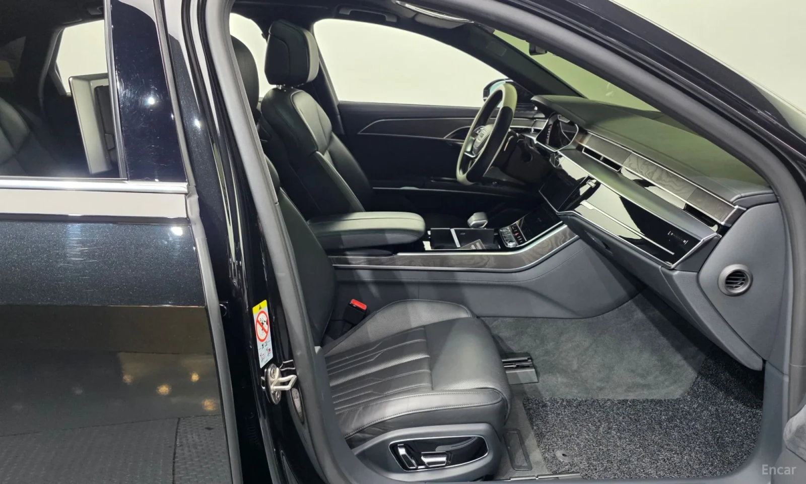 Audi A8 50TDI* PROVERKA NA MQSTO* TOP CENA* UNIKAT* , снимка 11 - Автомобили и джипове - 55654020