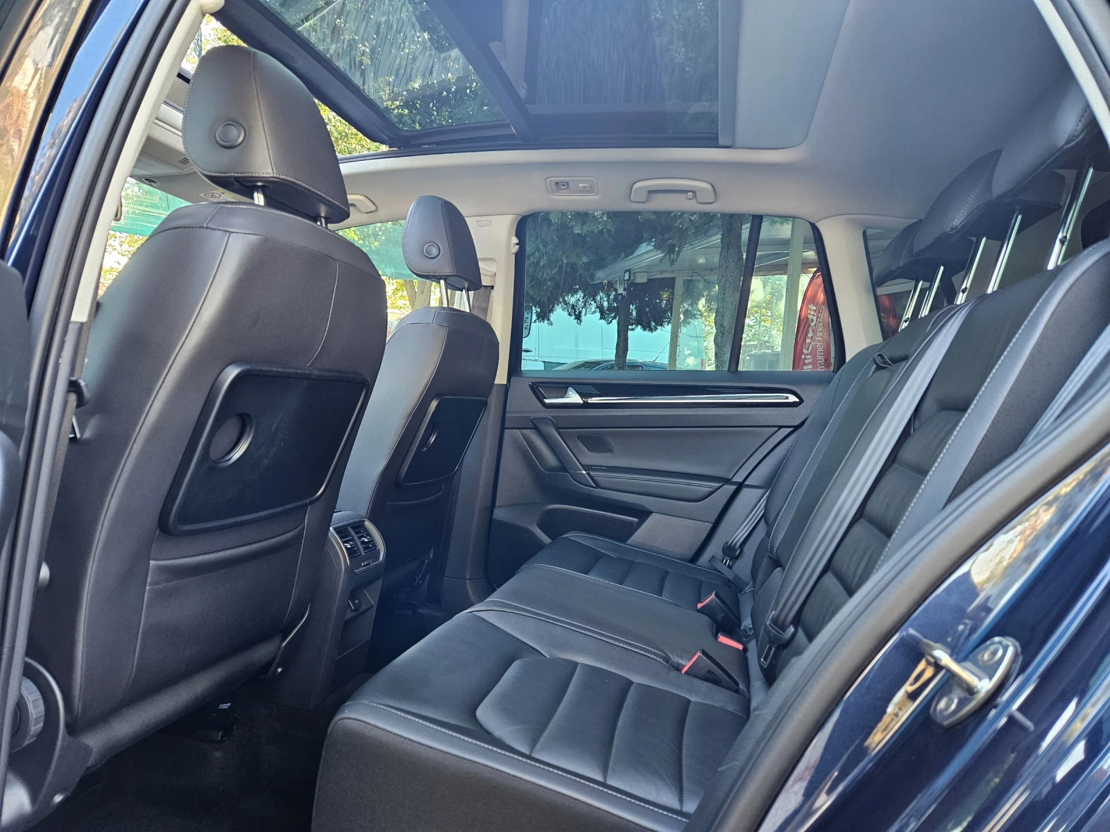 VW Golf 2, 0 TDI DSG, снимка 16 - Автомобили и джипове - 56002562