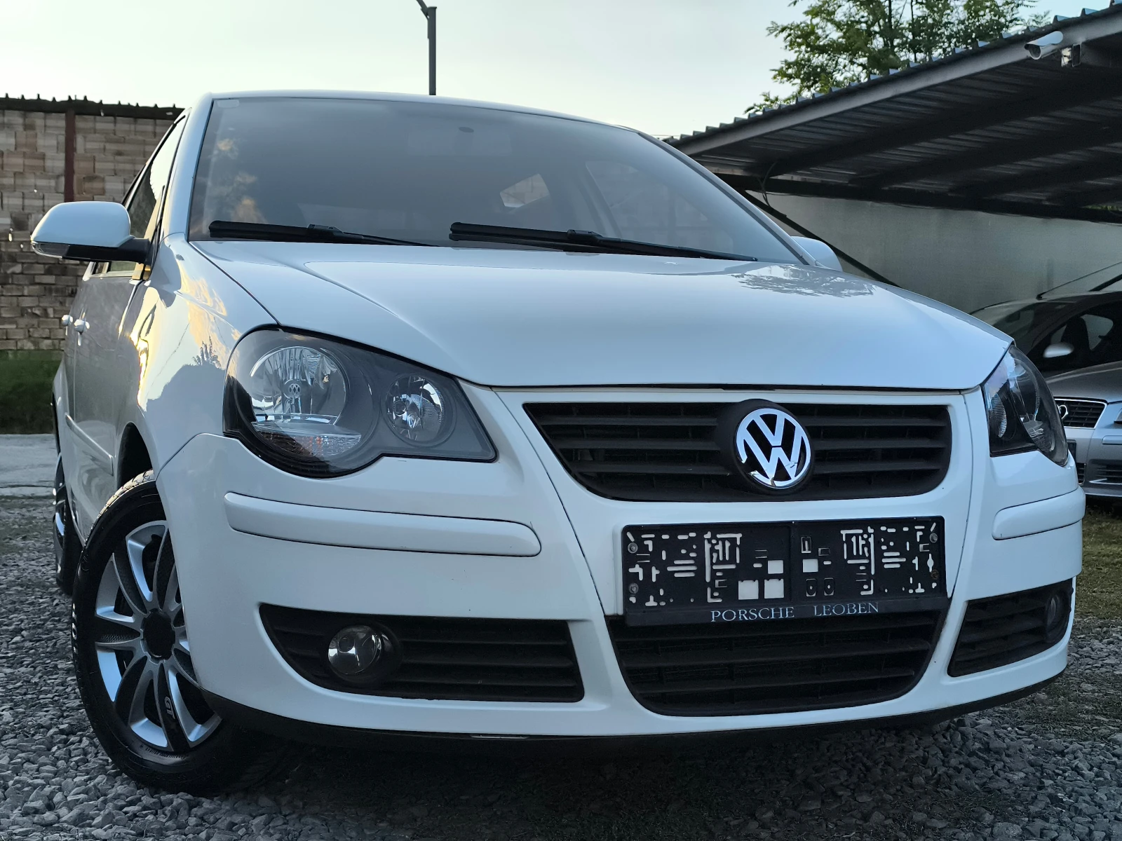 VW Polo FACE LIFT-1.9TDI-101кс(4 цилиндъра)-КЛИМАТИК-
