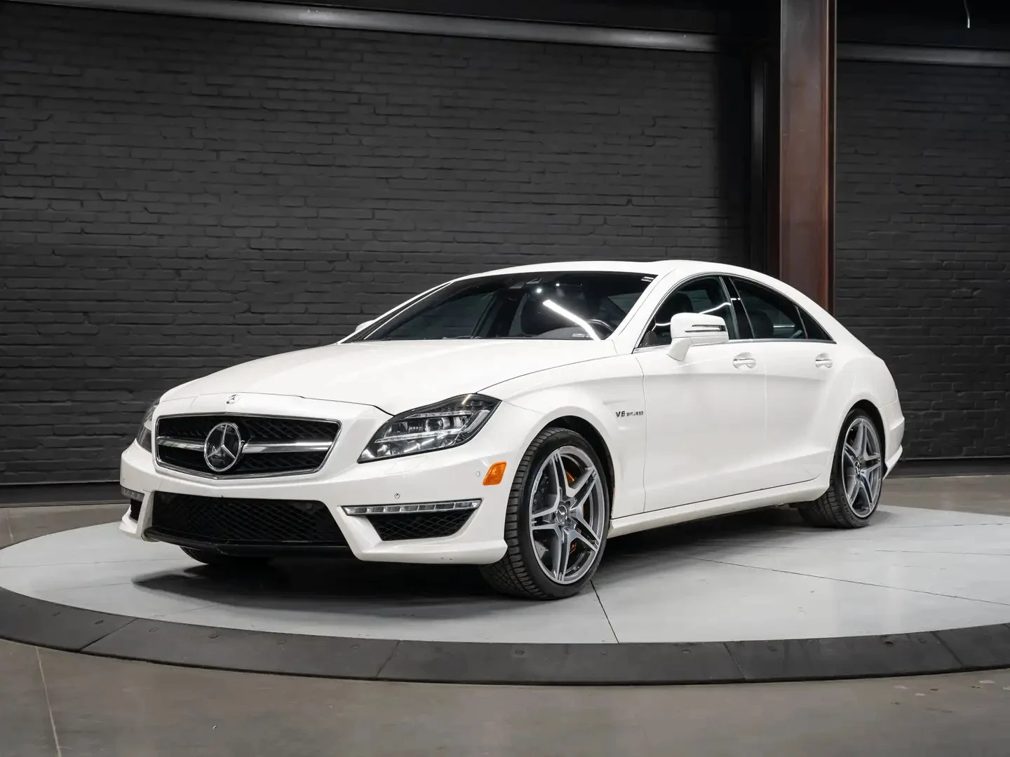 Mercedes-Benz CLS 63 AMG S* CarbonCeramic спирачки* Bang&Olufsen* PPF , снимка 3 - Автомобили и джипове - 56127720