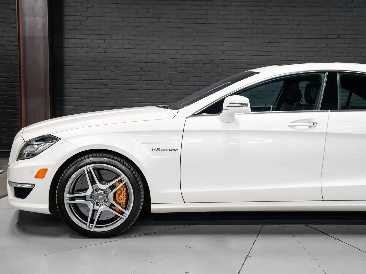 Mercedes-Benz CLS 63 AMG S* CarbonCeramic спирачки* Bang&Olufsen* PPF , снимка 8 - Автомобили и джипове - 56127720