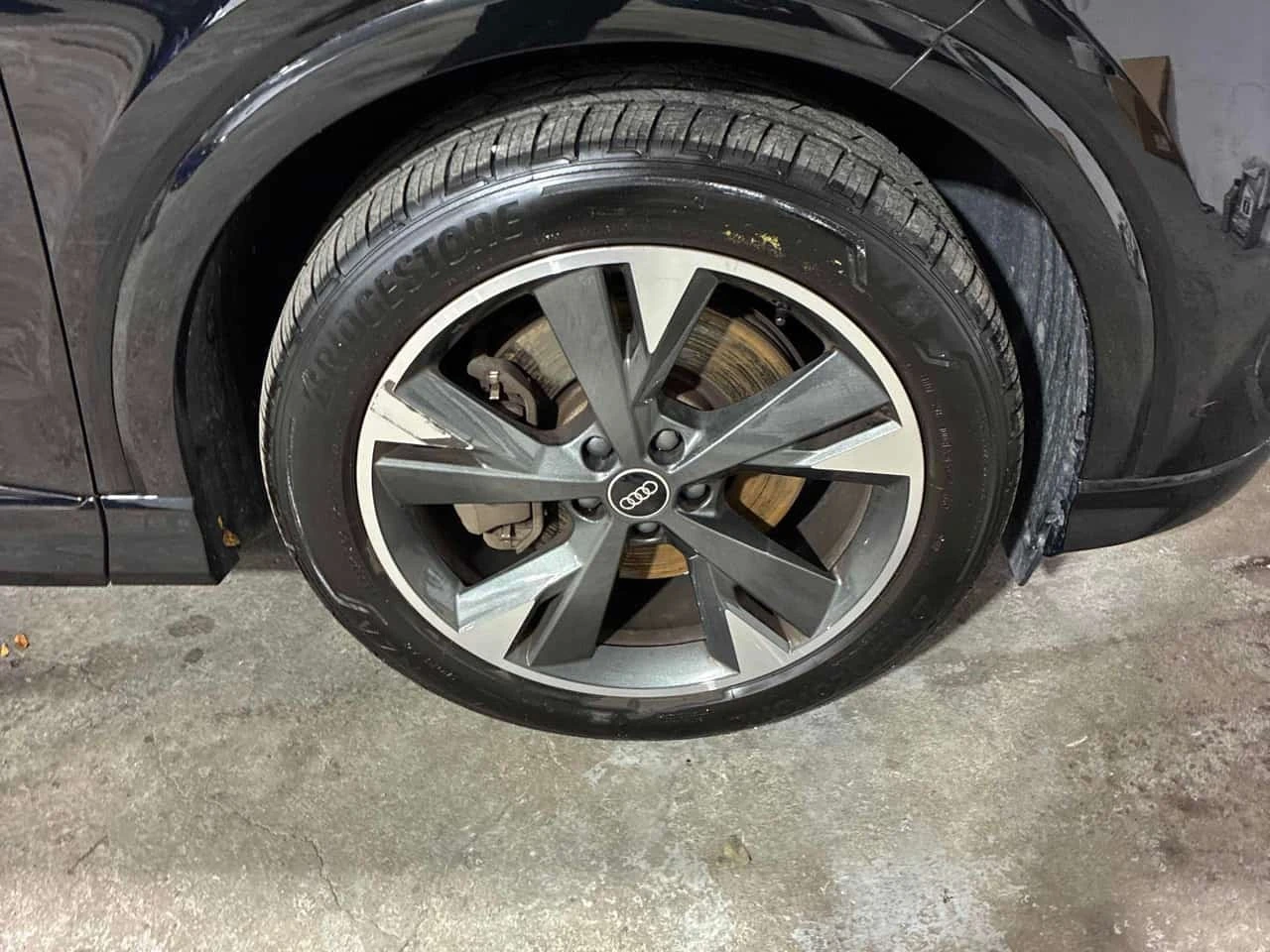 Audi E-Tron * 55 quattro * CARFAX * ����� �� ����������� | Mobile.bg � ����������� 7