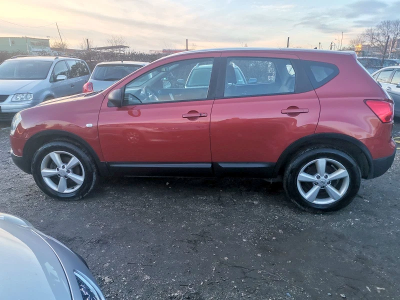 Nissan Qashqai 4х4/ПАНОРАМА/УНИКАТ, снимка 4 - Автомобили и джипове - 47521614