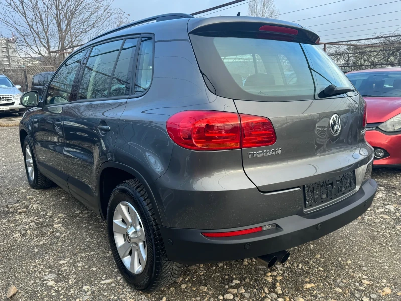 VW Tiguan, снимка 6 - Автомобили и джипове - 48475237