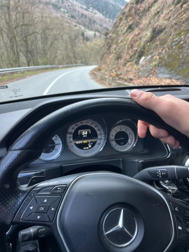 Mercedes-Benz GLK 350, снимка 7 - Автомобили и джипове - 52713083