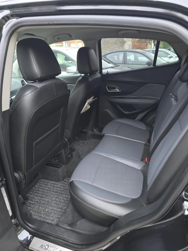 Opel Mokka 1.7, снимка 10 - Автомобили и джипове - 52375311