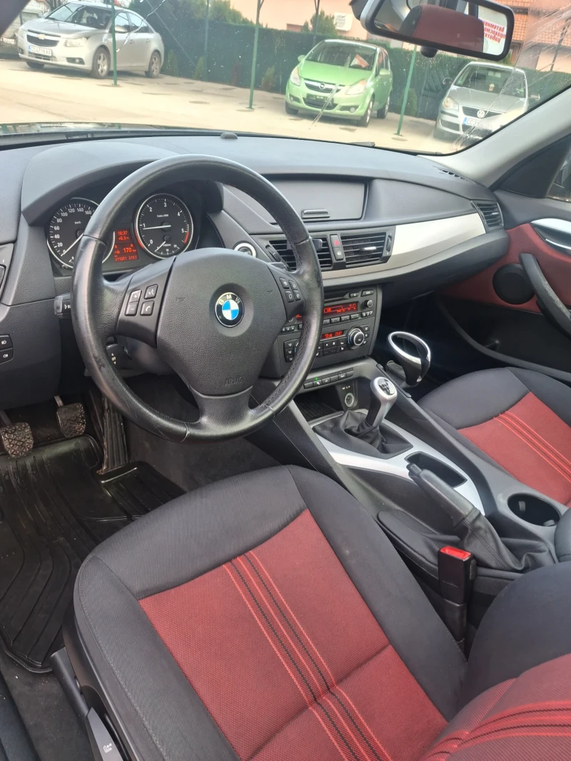 BMW X1 2.0D 177 к.с, снимка 10 - Автомобили и джипове - 52719945