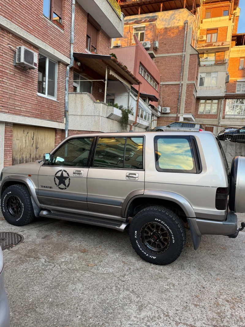 Isuzu Trooper, снимка 14 - Автомобили и джипове - 53102702