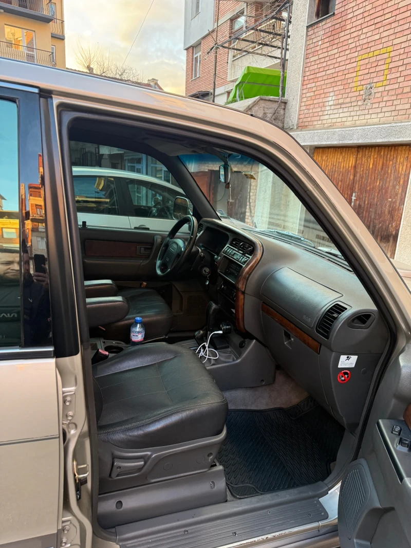 Isuzu Trooper, снимка 6 - Автомобили и джипове - 53102702