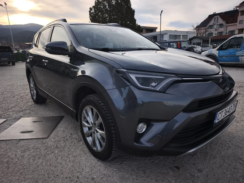 Toyota Rav4 2.5HYBRID 4X4 FULL SERVICE IN TOYOTA NEW !!!, снимка 3 - Автомобили и джипове - 53540994