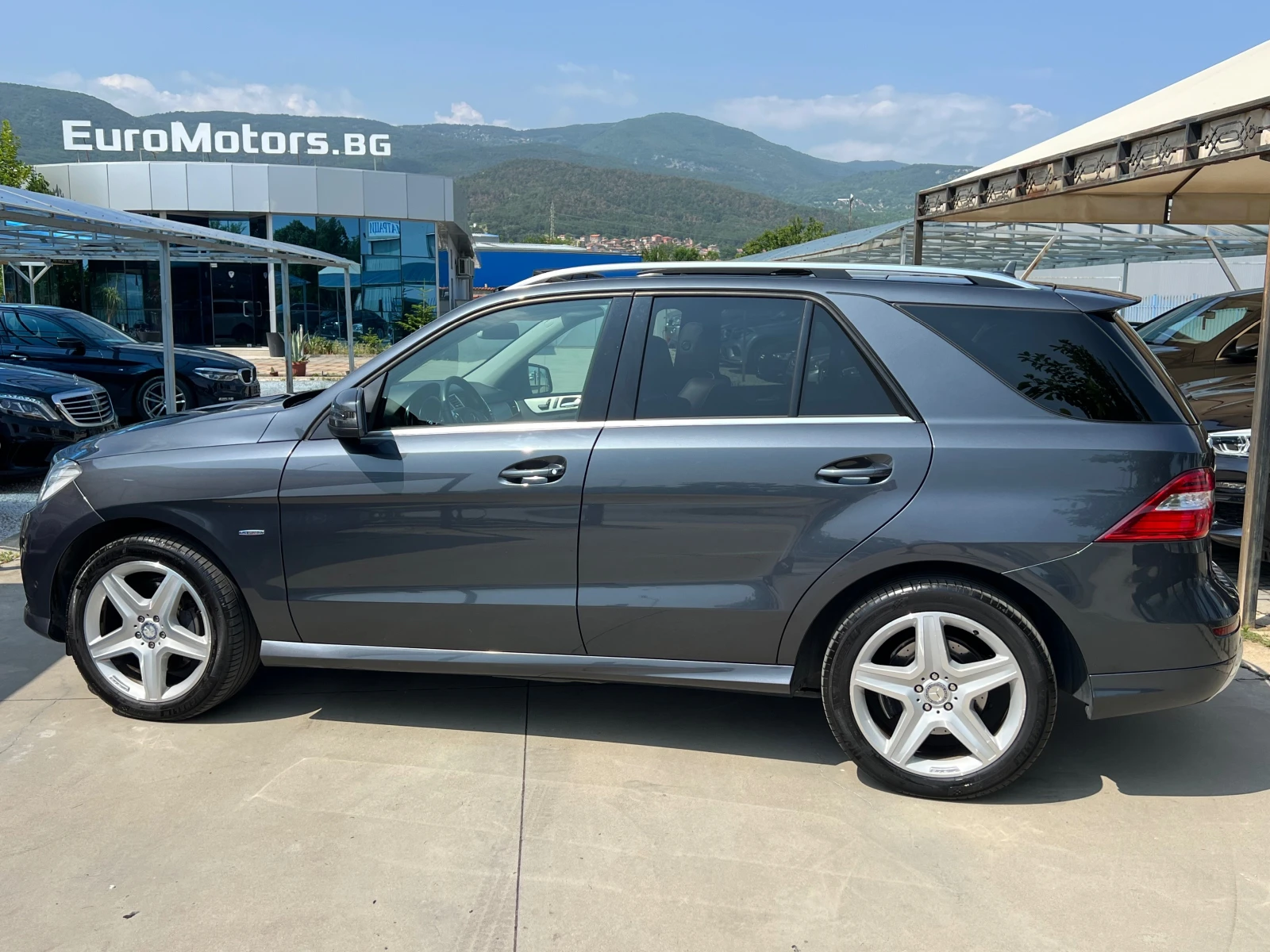 Mercedes-Benz ML 350 CDI, AMG, DISTRON, PANORAMA-FULL SERVICE-KATO HOB! - изображение 7