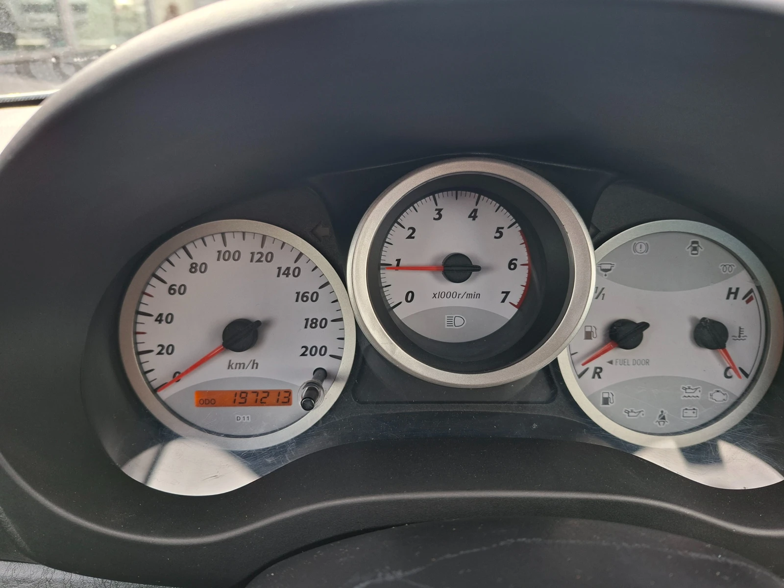 Toyota Rav4, снимка 15 - Автомобили и джипове - 53813745
