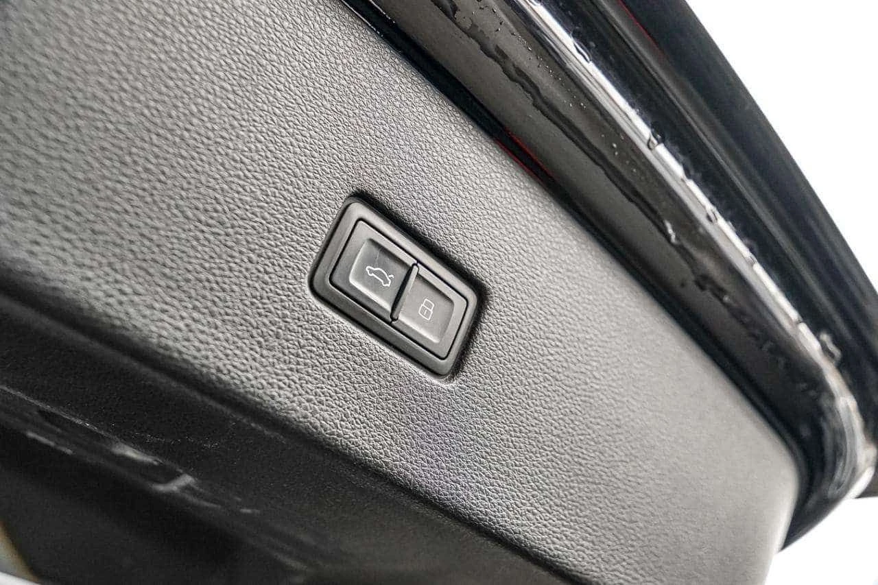 Audi Q8 * CARFAX * ���� �� �� | Mobile.bg � ����������� 11
