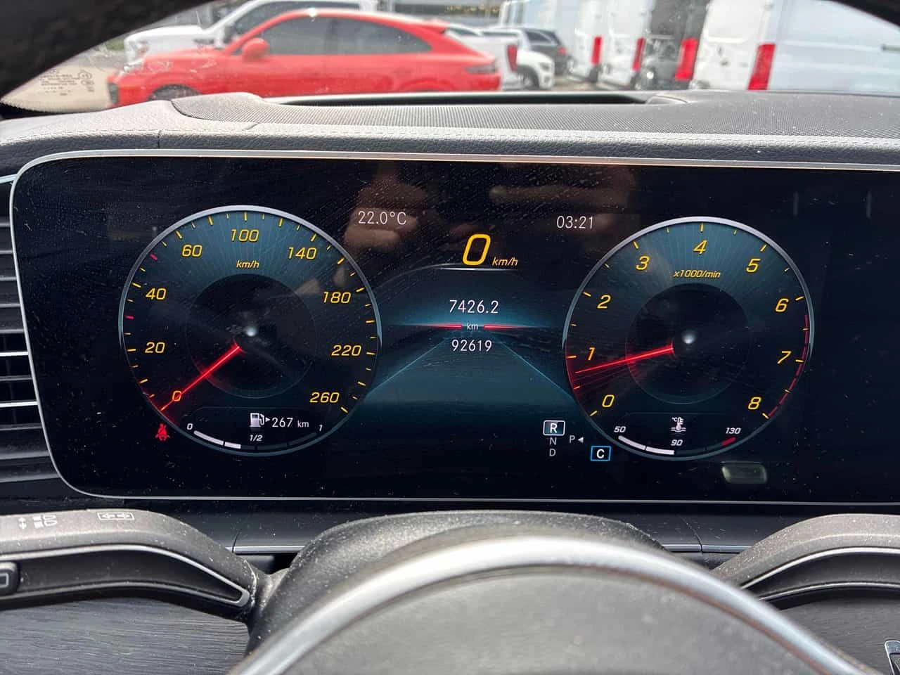 Mercedes-Benz GLE 350 BURMESTER * PANO * KEYLESS *  ПОДГРЕВИ * CARFAX, снимка 8 - Автомобили и джипове - 54647804