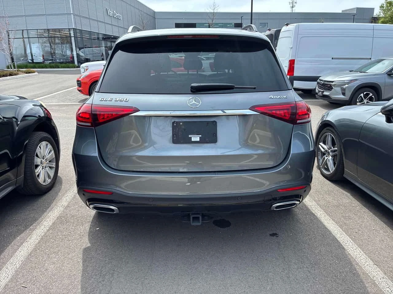 Mercedes-Benz GLE 350 BURMESTER * PANO * KEYLESS *  ПОДГРЕВИ * CARFAX, снимка 17 - Автомобили и джипове - 54647804