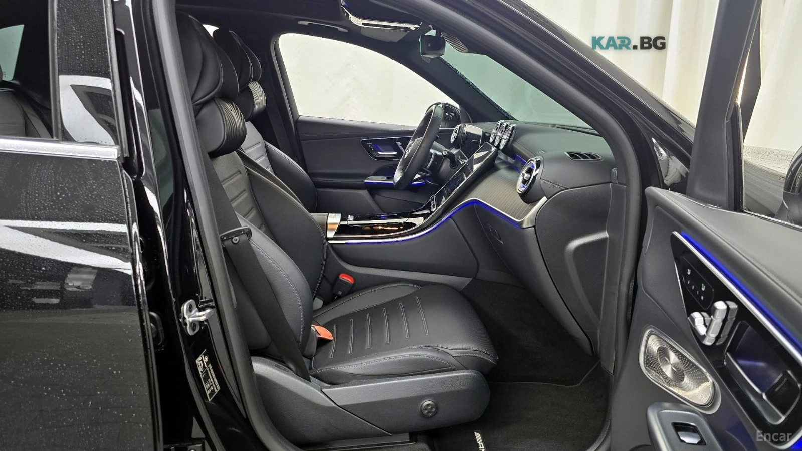 Mercedes-Benz GLC 300 * 4MATIC* AMG* ПОДГРЕВ* ОБДУХВАНЕ* ПАНОРАМА* HUD* , снимка 10 - Автомобили и джипове - 54660201