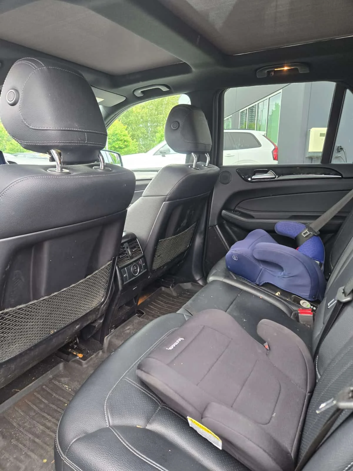 Mercedes-Benz GLE 400 4MATIC* DISTRONIC* 360КАМЕРИ* HARMAN/KARDON* , снимка 11 - Автомобили и джипове - 54666677